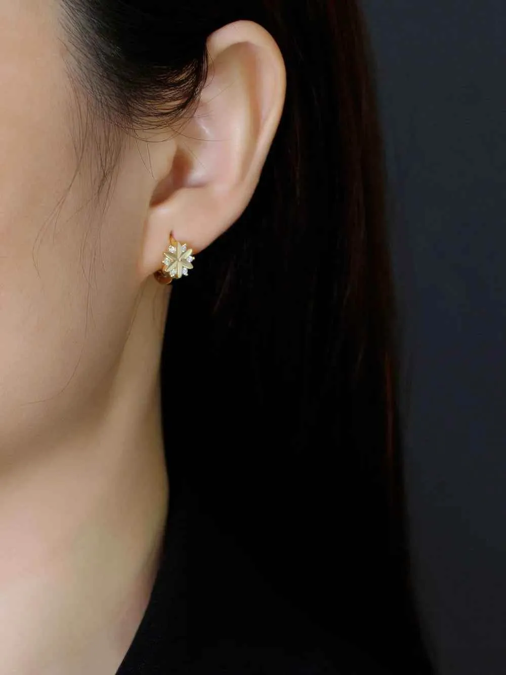 925 Sterling Silver Hoop Earrings Charm Jewelry - Zircon Flower - MD311