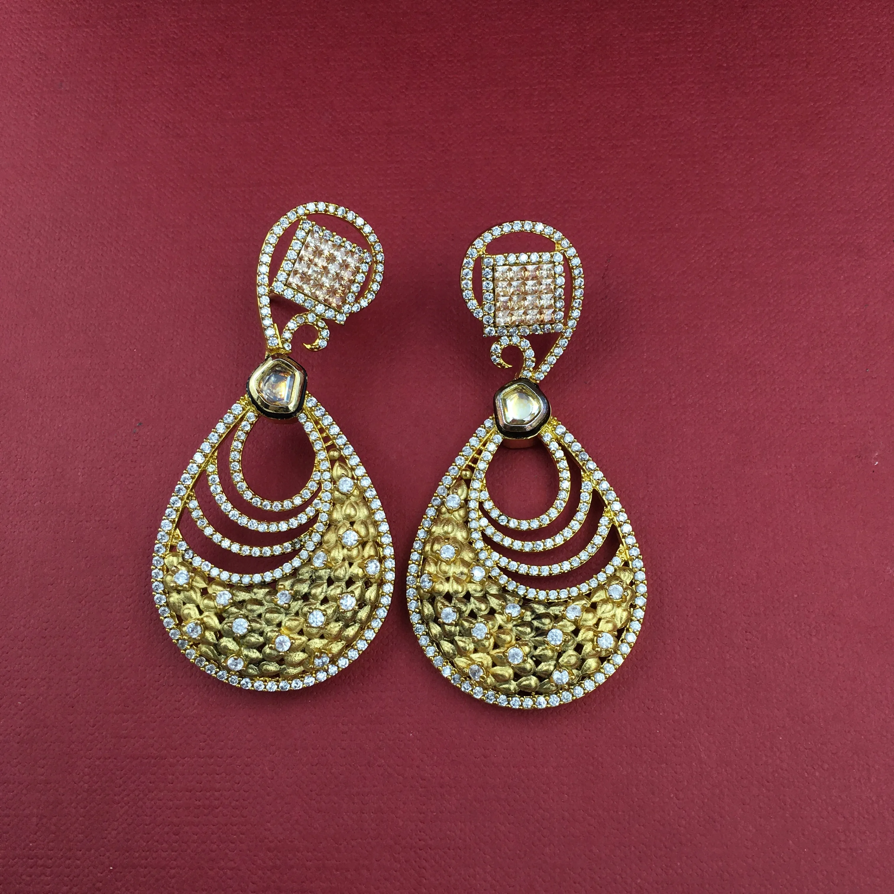 Danglers Zircon/AD Earring 8831-100