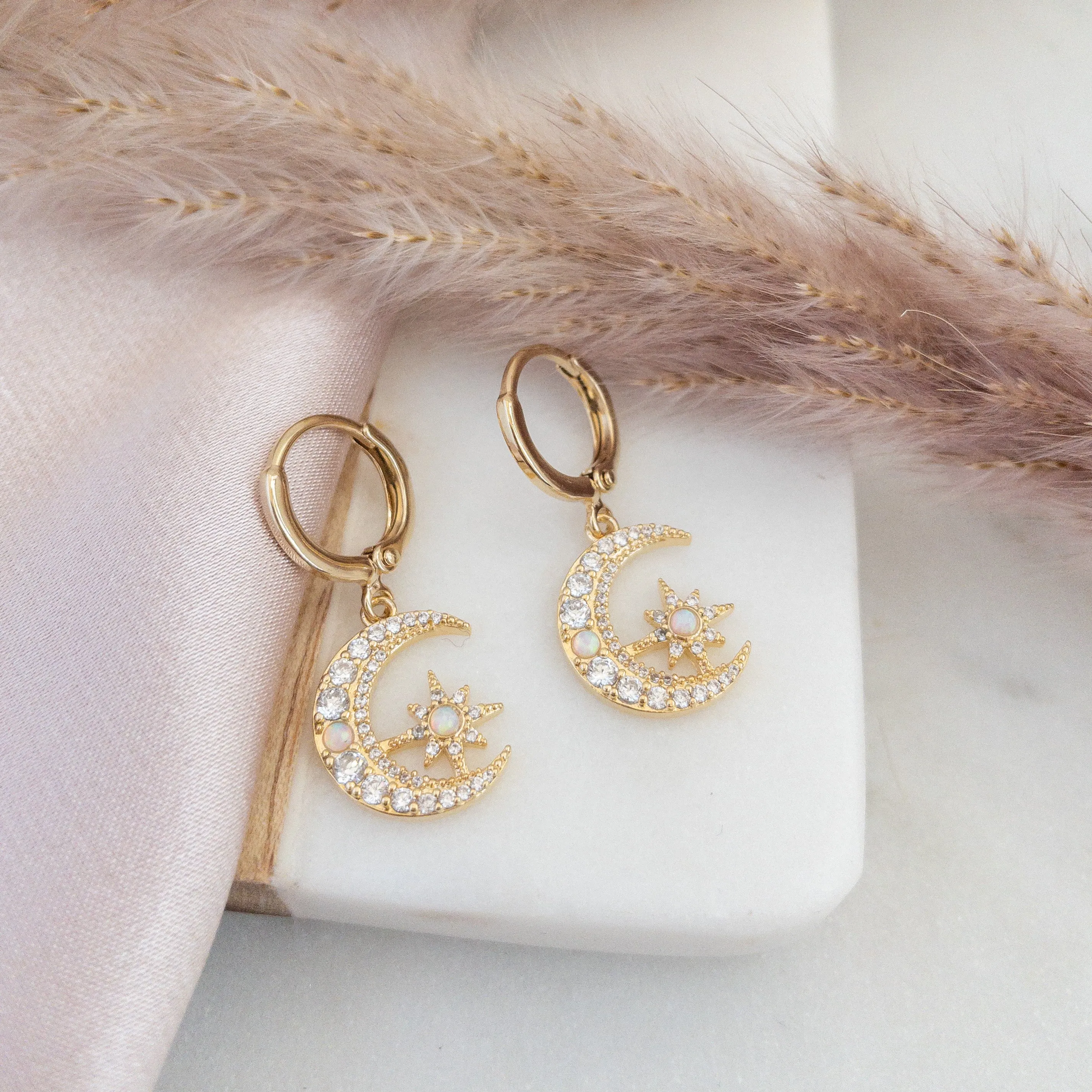 Hanwi Earrings