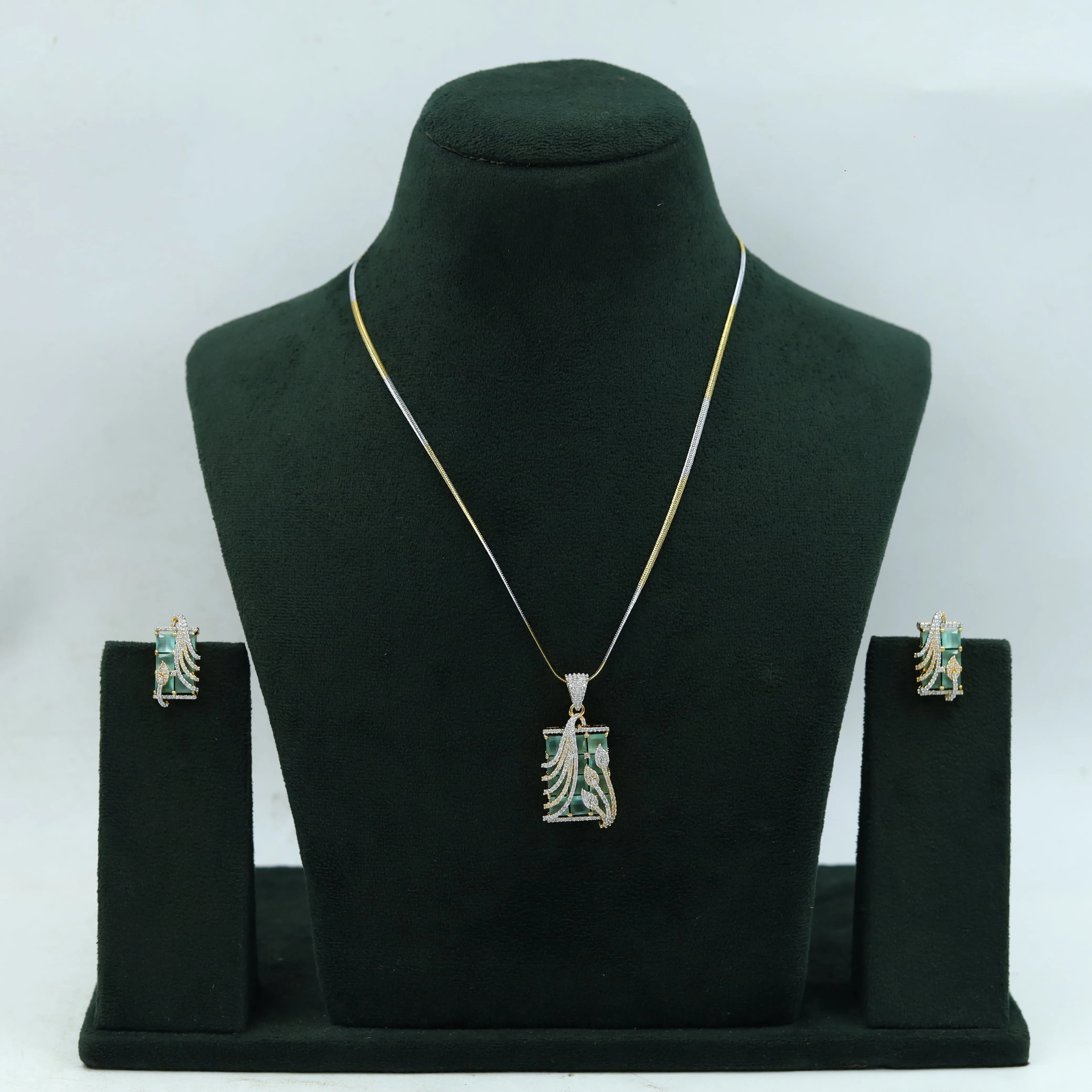 Light Zircon/AD Pendant Set 15314-69