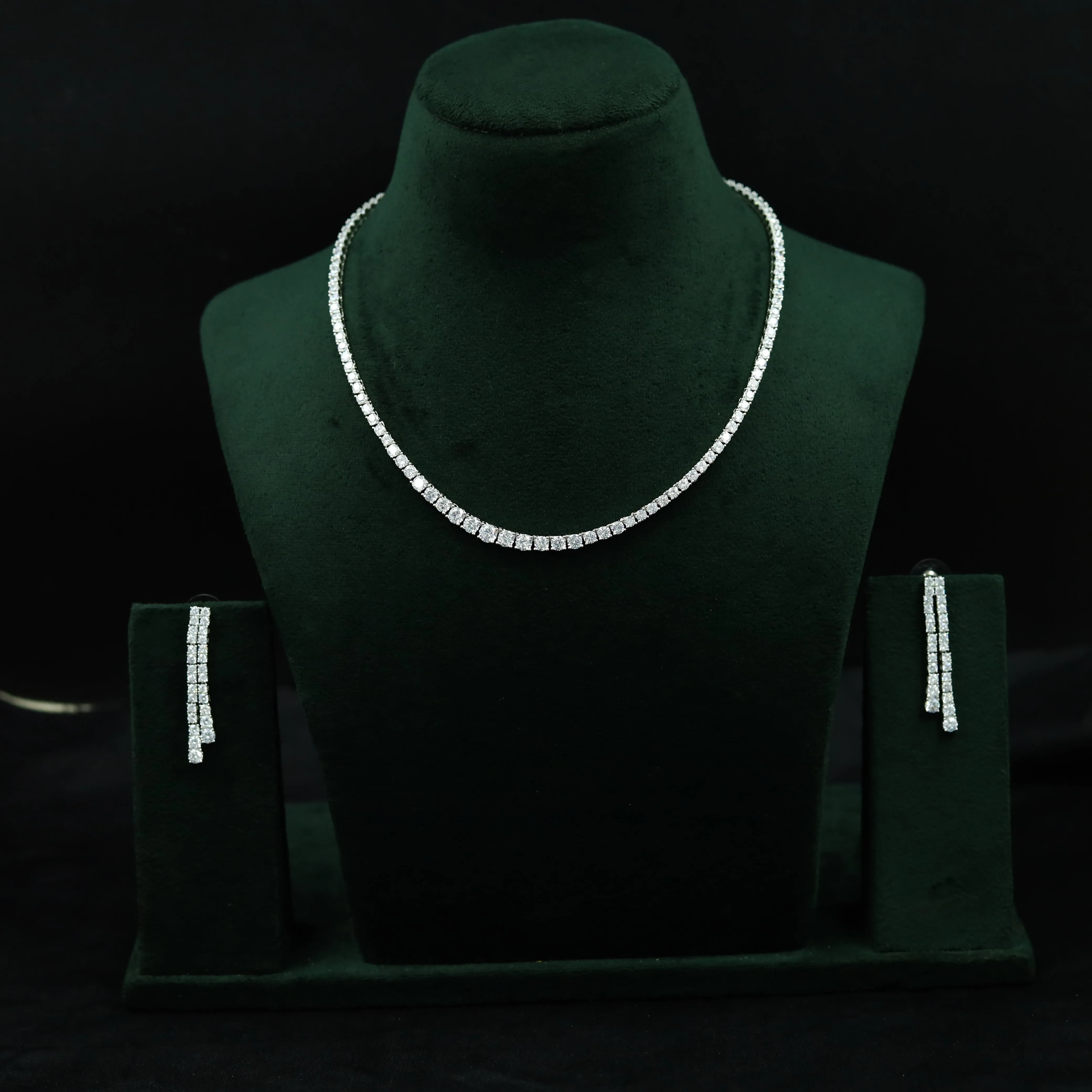 Round Neck Zircon/AD Necklace Set 12757-05